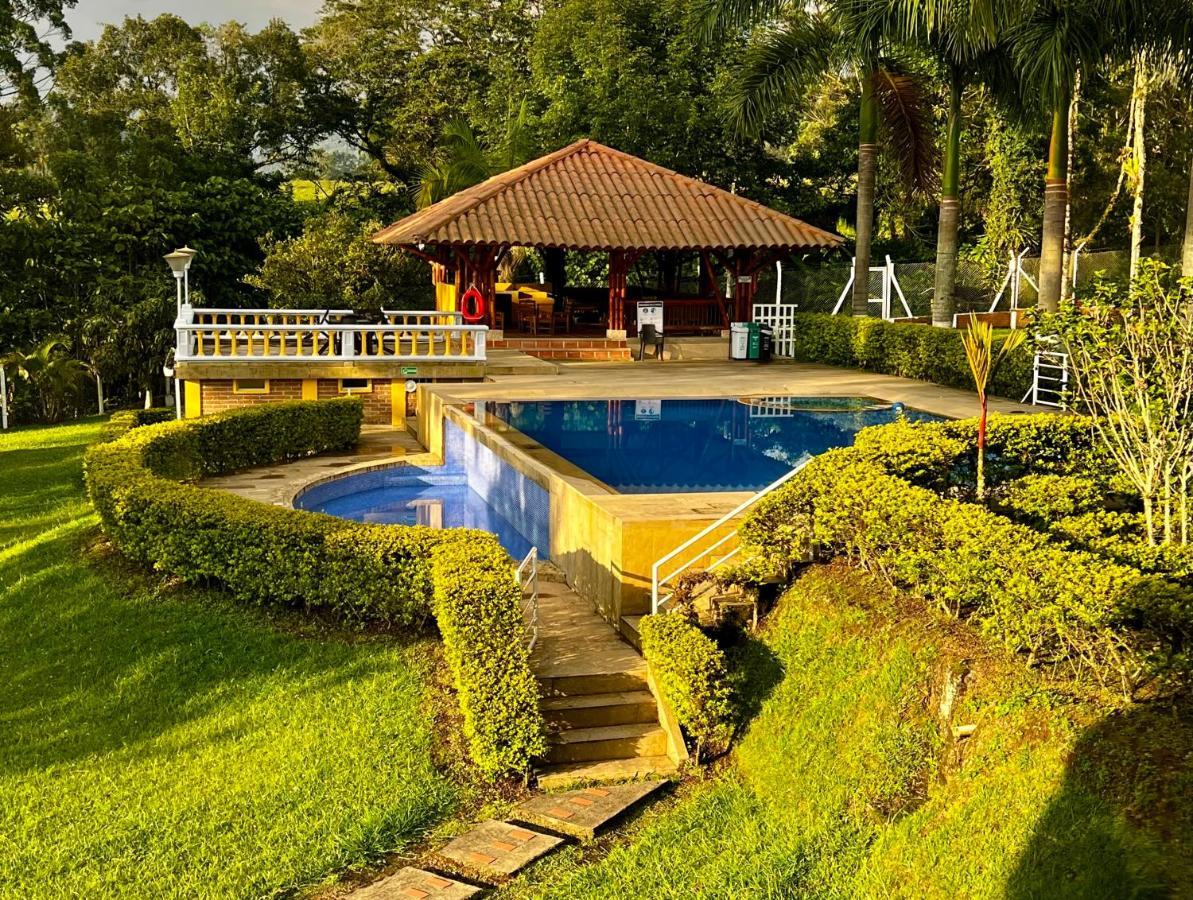 Hotel Casa Confort Santa Rosa de Cabal Ngoại thất bức ảnh