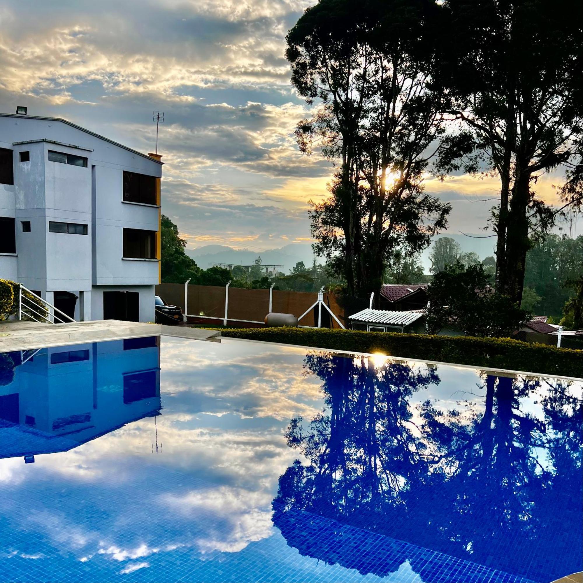 Hotel Casa Confort Santa Rosa de Cabal Ngoại thất bức ảnh